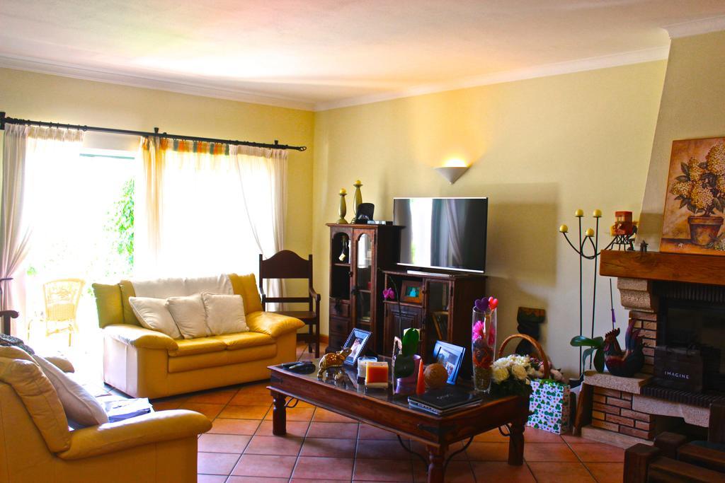 Bella & Gordinho Guesthouse لاغوس المظهر الخارجي الصورة