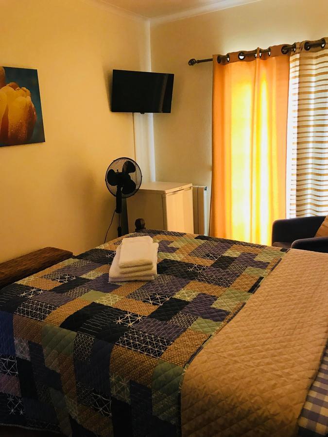 Bella & Gordinho Guesthouse لاغوس المظهر الخارجي الصورة